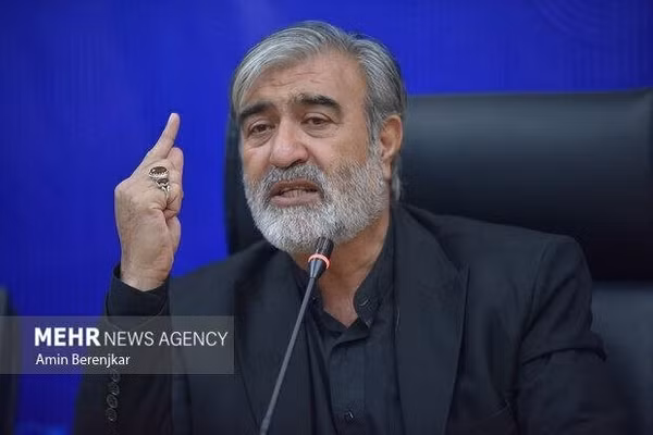 Chủ tịch Ủy ban An ninh Quốc gia Iran, Ebrahim Azizi.