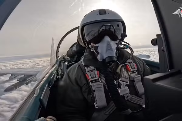 Tiêm kích Su-35S làm nhiệm vụ chiến đấu hôm 26 tháng 11.