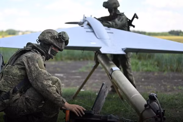 Binh sĩ Nga triển khai chiến đấu UAV.