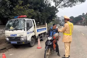 Lực lượng CSGT Công an tỉnh Phú Thọ tăng cường tuần tra kiểm soát.
