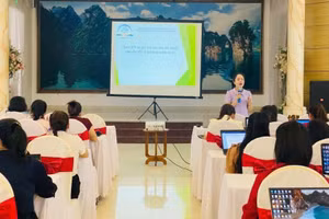 Tại hội nghị các đại biểu tìm hiểu về vai trò AI trong chuyển đổi số trường Mầm non.