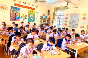 Lớp học trường Tiểu học Thanh Hà khang trang, sạch đẹp đáp ứng nhu cầu dạy và học.