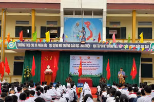 Ngoại khóa tuyên truyền, phổ biến giáo dục pháp luật cho học sinh tại trường THCS Cao Xá (huyện Lâm Thao, Phú Thọ) ngày 28/10/2024.