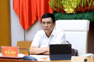 Cựu Phó Chủ tịch UBND tỉnh Phú Thọ Hồ Đại Dũng bị bắt vì tội đánh bạc.