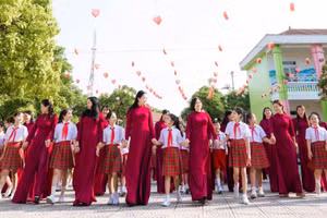 Cô trò Trường Tiểu học Tân Dân sẵn sàng chào đón năm học mới 2026 - 2027.