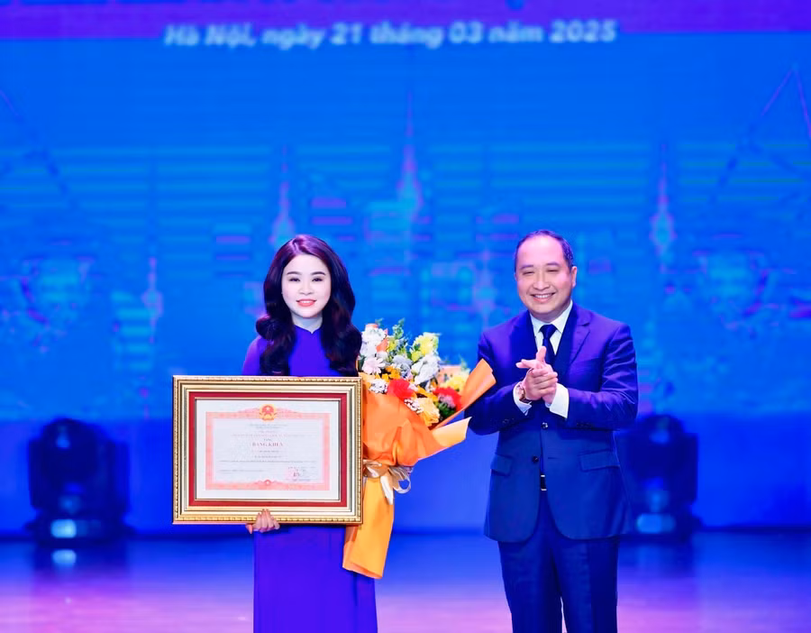 df8c47b4-430b-4fea-93b5-ba24879e3460.jpg