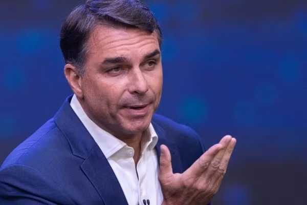 Thượng nghị sĩ Brazil Flavio Bolsonaro.