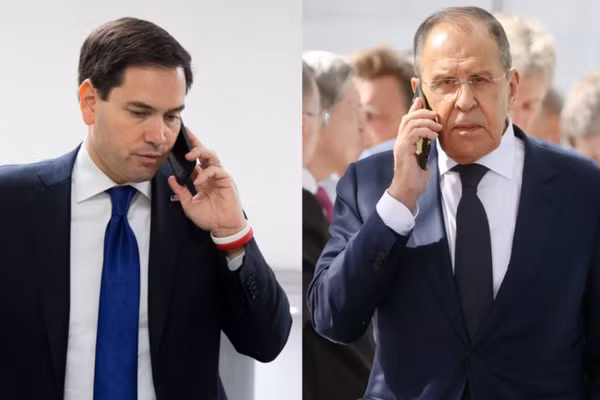 Ngoại trưởng Nga Sergey Lavrov (phải) và Ngoại trưởng Mỹ Marco Rubio.