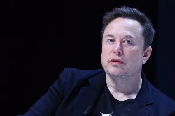 Giám đốc điều hành Tesla và SpaceX, Elon Musk.
