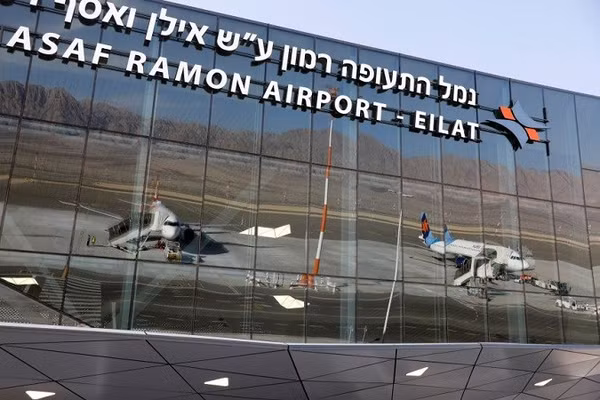 Nhà ga sân bay Ramon ở miền nam Israel bị UAV Houthi tấn công, ngày 7/9/2025.