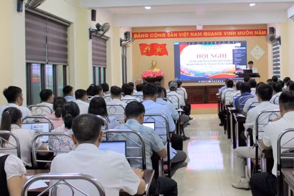 Sơn La tập huấn vận hành 13 trường nội trú liên cấp vùng biên