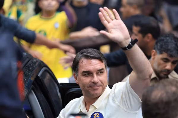 Thượng nghị sĩ Brazil Flavio Bolsonaro.