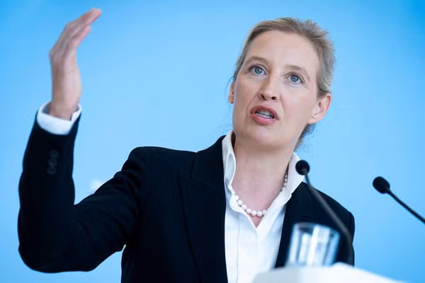 Đồng lãnh đạo đảng AfD Alice Weidel phát biểu tại buổi họp báo ở Berlin, ngày 9/6/2026.