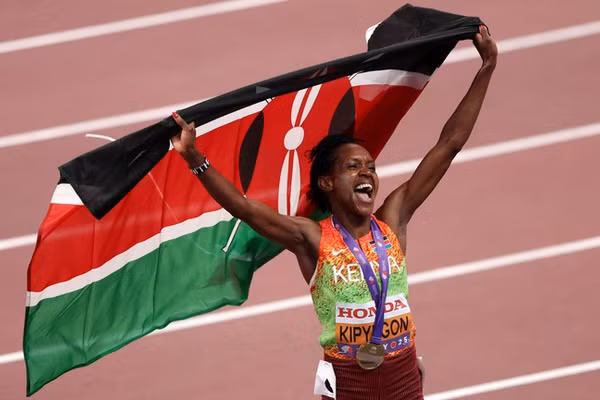 Vận động viên chạy người Kenya, Faith Kipyegon, giành chiến thắng chung kết nội dung 1.500m nữ tại Giải vô địch điền kinh thế giới ở Tokyo, Nhật Bản, ngày 16/9/2025.