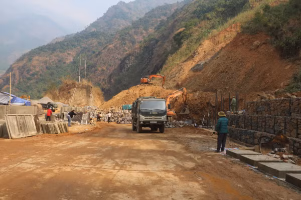Ban ATGT tỉnh Sơn La làm tốt việc tham mưu phê duyệt điều chỉnh, phân loại đường bộ để công tác bảo trì đạt hiệu quả cao.