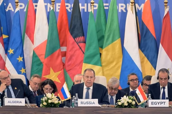 Ngoại trưởng Nga Sergey Lavrov tại phiến họp toàn thể của hội nghị cấp bộ trưởng Diễn đàn Đối tác Nga-châu Phi lần thứ hai ở Cairo, Ai Cập, ngày 20/12/2025.
