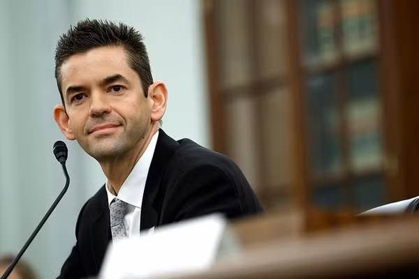 Ông Jared Isaacman
