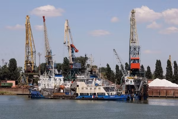 Một cảng trên sông Danube ở Izmail, Ukraine.
