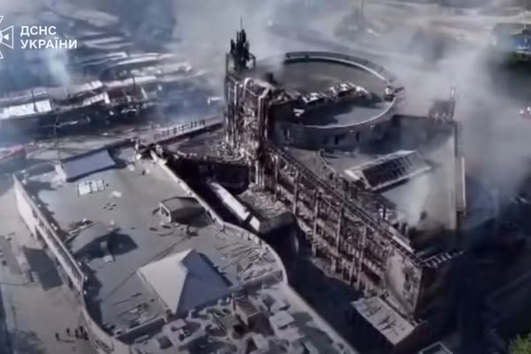 Thủ đô Kiev, Ukraine hứng chịu một cuộc tấn công cực lớn bằng tên lửa và UAV của Nga vào đêm 23/5/2026.