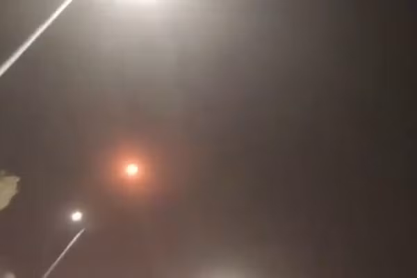 Iran bắn hạ UAV MQ-9 Reaper Mỹ trên bầu trời thành phố Khomein, ngày 1/9/2026.