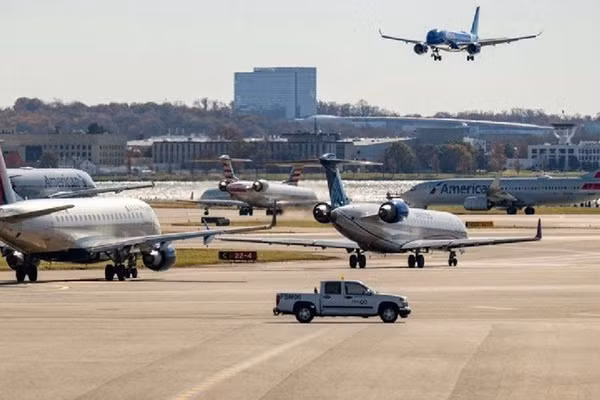 FAA cảnh báo tất cả phi công cần thận trọng khi bay trên không phận Venezuela.