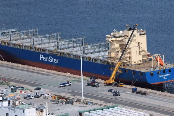 Tàu PanStar Acro đang neo đậu tại Cảng Bắc ở Busan, Hàn Quốc, ngày 20/8/2026.