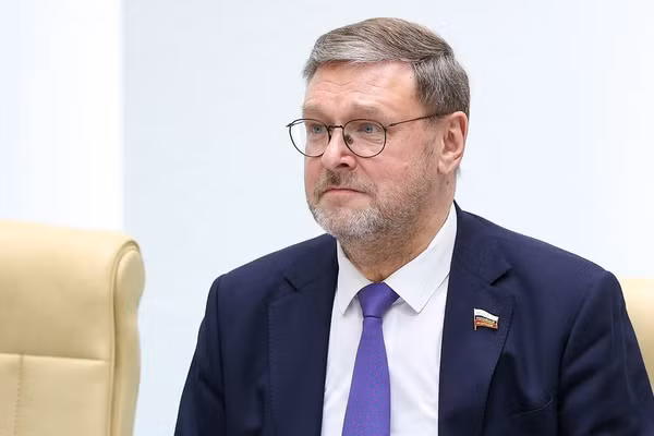 Phó Chủ tịch Hội đồng Liên bang Nga Konstantin Kosachev.
