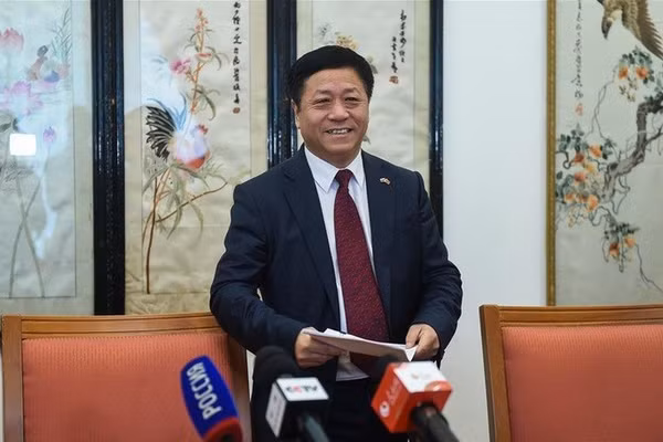 Đại sứ Trung Quốc tại Nga Trương Hán Huy.