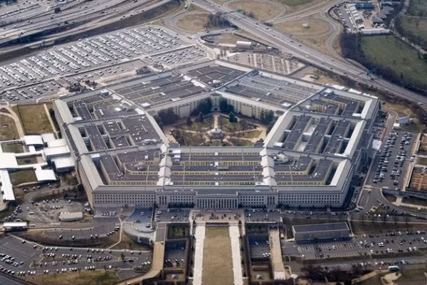 Trụ sở Bộ Chiến tranh Mỹ tại hạt Arlington, bang Virginia, ngay sát thủ đô Washington, D.C.