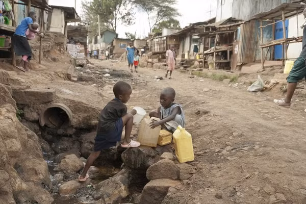 Trẻ em ở Nairobi, Kenya.