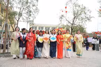 tet-cho-hoc-tro-vung-kho-10.jpg