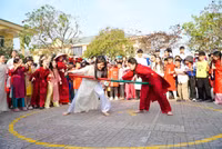 tet-cho-hoc-tro-vung-kho-1.jpg