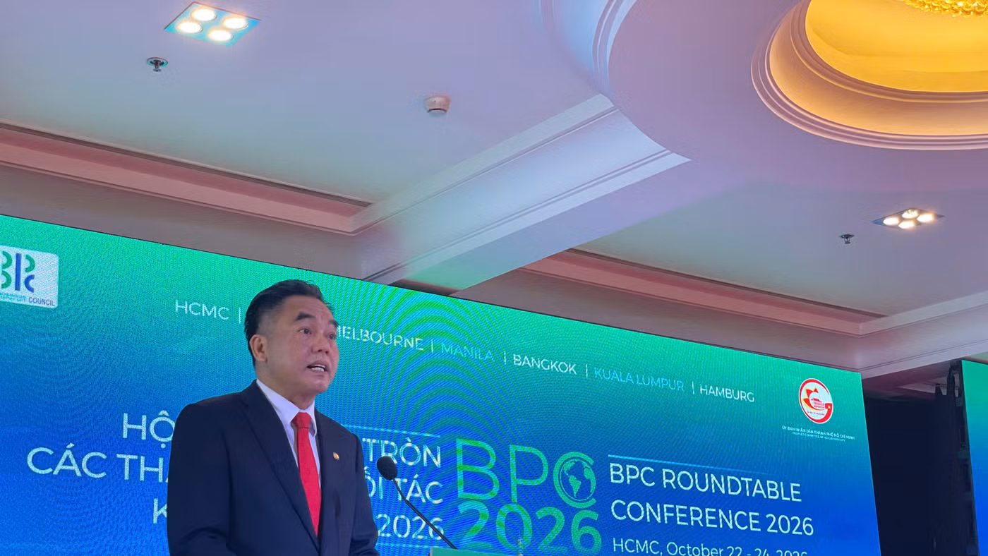 Phó Chủ tịch Thường trực UBND TPHCM Nguyễn Lộc Hà phát biểu tại hội nghị. Ảnh: Hà An.