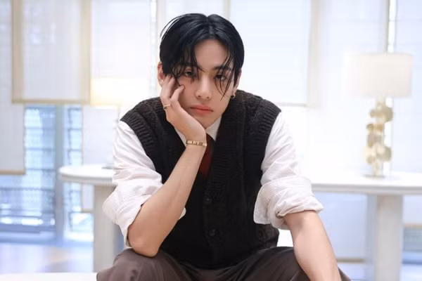 Chưa đăng video nào, TikTok của V(BTS) đã cán mốc hơn 3 triệu người theo dõi 
