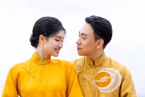 Á hậu Phương Nhi xinh đẹp, rạng ngời hạnh phúc trong lễ vu quy