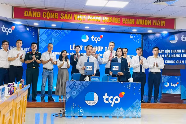Trung ương Hội Liên hiệp Thanh niên Việt Nam tiếp năng lượng cho thế hệ trẻ