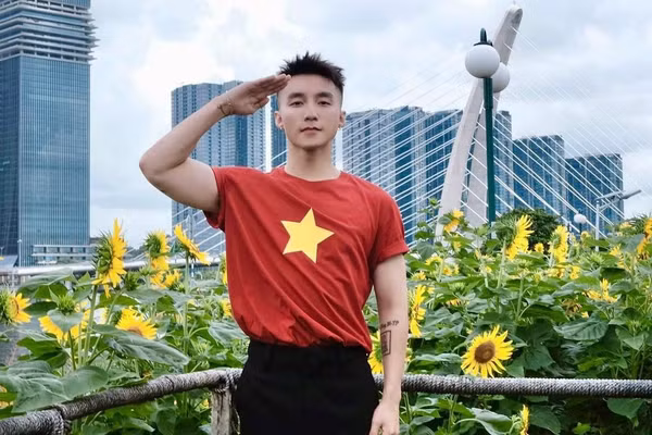 Sơn Tùng M-TP, Hòa Minzy cùng hướng về miền Trung sau ảnh hưởng của bão Bualoi