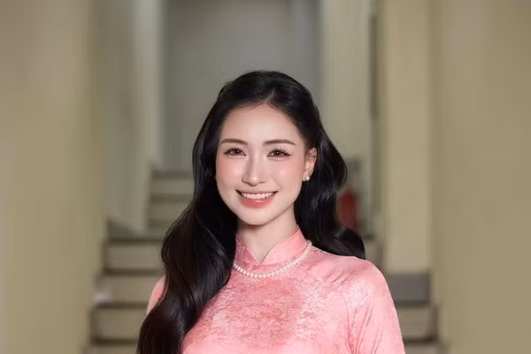 Hòa Minzy ủng hộ 500 triệu đồng, chung tay hỗ trợ quê hương Bắc Ninh vượt mưa lũ