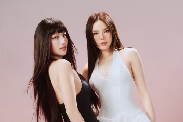 Màn tương tác đẹp mắt của Hoa hậu Kỳ Duyên, Thiên Ân