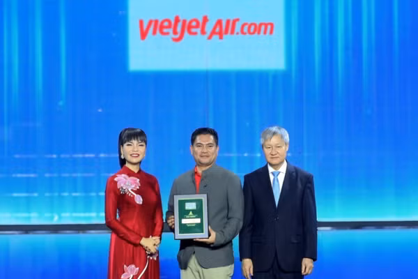 Vietjet, FPT trong top 'Nơi làm việc tốt nhất Việt Nam 2025'