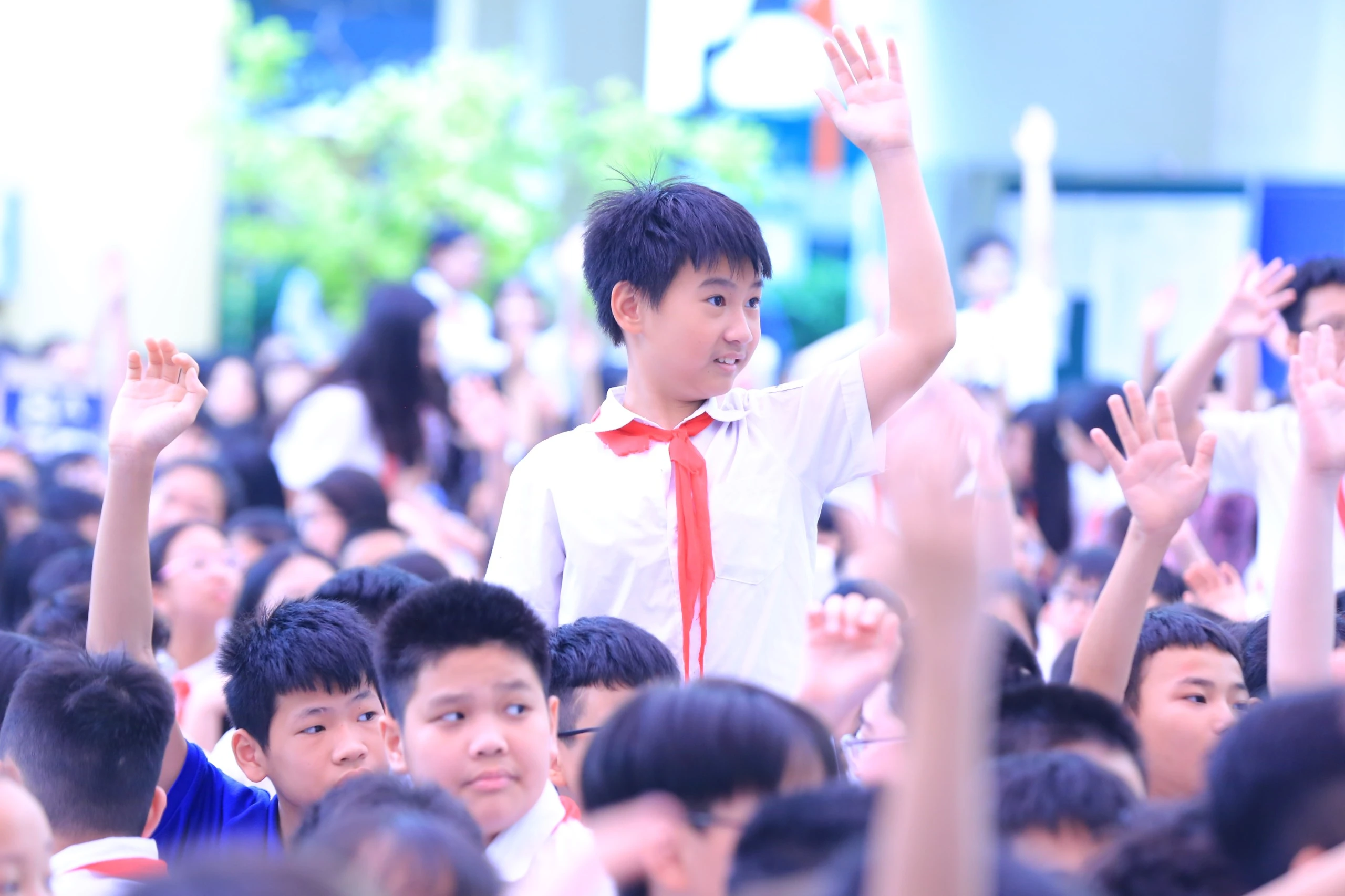 Học sinh Trường THCS Trưng Vương (Hoàn Kiếm, Hà Nội). Học sinh Trường THCS Trưng Vương (Hoàn Kiếm, Hà Nội).