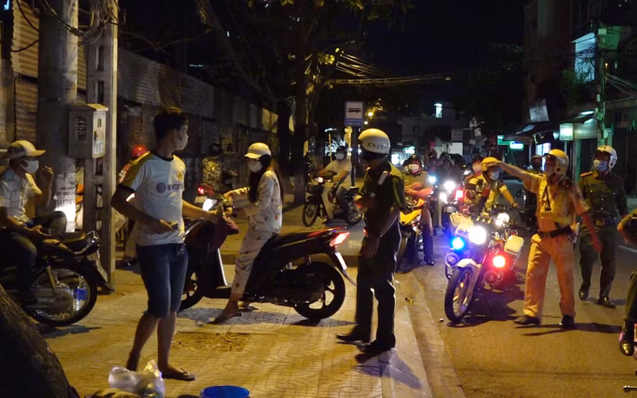 Đường Sài Gòn vắng, tai nạn giao thông tăng 