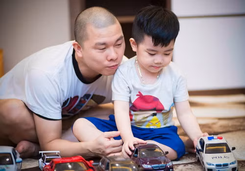 Hải Anh từ bỏ vai đầu gấu để đóng hài vì con trai