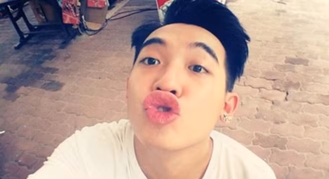 Facebook với tên thật... lạ hoắc của các hot teen