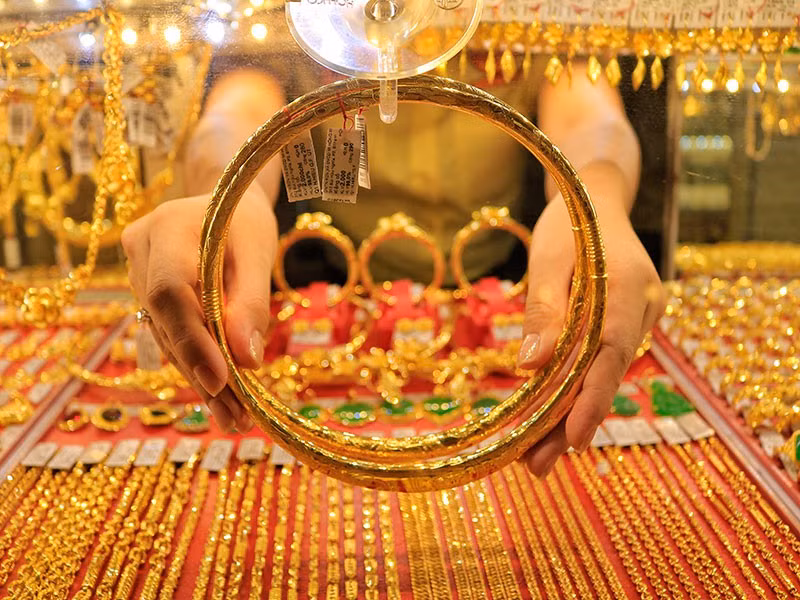 Nhà cái tung hứng giá vàng, nhà đầu tư tay mơ lãnh đủ - ảnh 2