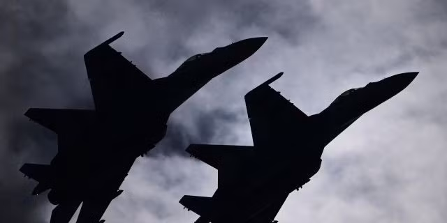 istrebiteli-su-35s-z0qw2tnq-1664053921t.jpg