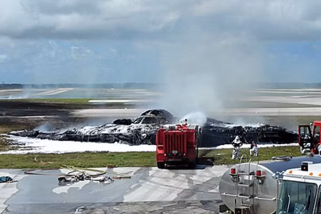 Báo cáo về vụ rơi máy bay ném bom B-2 Spirit đắt nhất của Mỹ đã được công bố