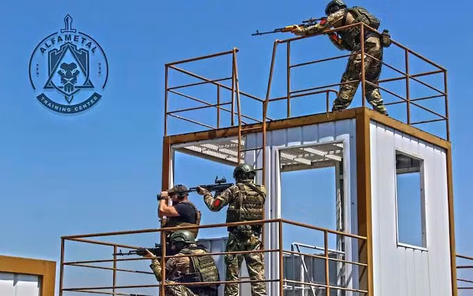 Cựu Đặc nhiệm Không quân Anh bị nghi ngờ huấn luyện Quân đội Nga cho cuộc chiến Ukraine