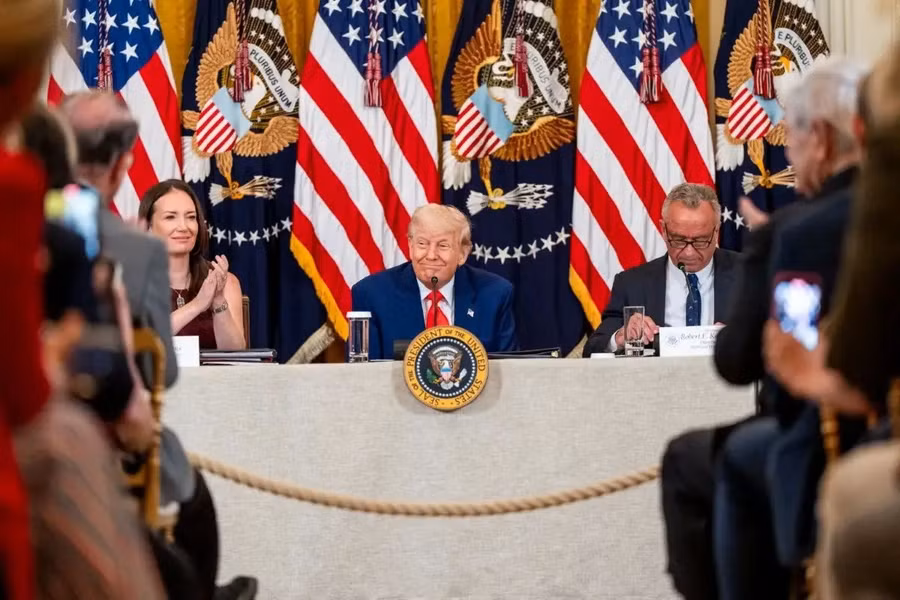Ông Trump dọa áp mức thuế mới để buộc châu Âu hợp lực gây sức ép lên Trung Quốc