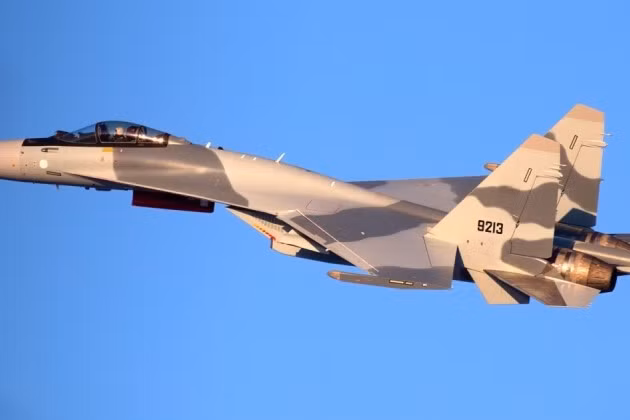 Tiêm kích Su-35 bắt đầu phục vụ trong Không quân Iran